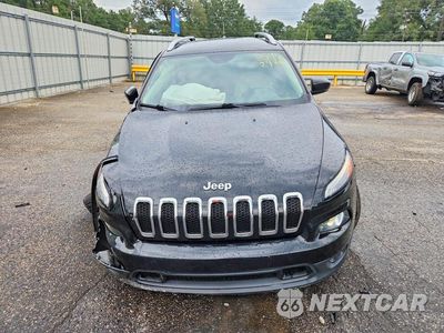 Piąte zdjęcie samochodu w środku: 2017 JEEP CHEROKEE LATITUDE VIN:1C4PJMCBXHW621853 - miniatura