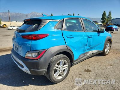 Trzecie zdjęcie samochodu z tyłu: 2022 HYUNDAI KONA SE VIN:KM8K22AB1NU878580 - miniatura
