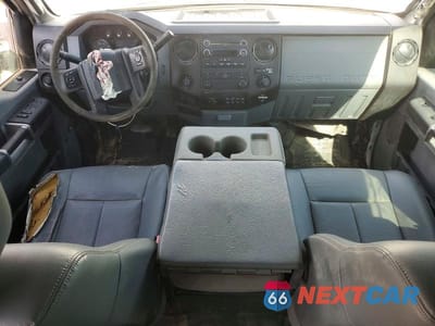 Zdjęcie 8 z 12 samochodu: 2016 FORD F250 SUPER DUTY VIN:1FT7W2BT9GEC22937 - miniatura