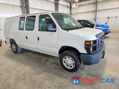 Czwarte zdjęcie samochodu z boku: 2013 FORD ECONOLINE E150 VAN VIN:1FTNE1EW6DDA38311 - miniatura