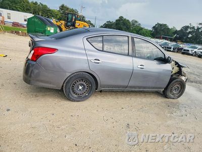 Trzecie zdjęcie samochodu z tyłu: 2018 NISSAN VERSA SV VIN:3N1CN7AP6JL812560 - miniatura