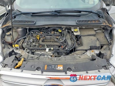 Zdjęcie 12 z 13 samochodu: 2019 FORD ESCAPE SE VIN:1FMCU9GD8KUC19021 - miniatura