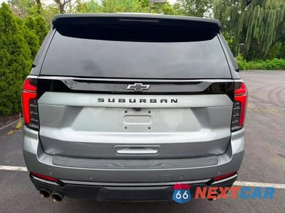 Zdjęcie 8 z 14 samochodu: 2025 CHEVROLET SUBURBAN K1500 Z71 VIN:1GNS6DRDXSR318590 - miniatura