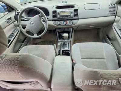 Zdjęcie 8 z 13 samochodu: 2006 TOYOTA CAMRY LE VIN:4T1BE30K26U157653 - miniatura