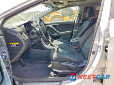 Zdjęcie 7 z 12 samochodu: 2015 HYUNDAI ELANTRA SE VIN:KMHDH4AE6FU240260 - miniatura