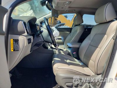 Zdjęcie 7 z 13 samochodu: 2018 KIA SPORTAGE EX VIN:KNDPN3AC4J7365865 - miniatura