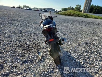 Czwarte zdjęcie samochodu z boku: 2025 KAWASAKI EX500 A VIN:ML5EXGJ16SDA62853 - miniatura