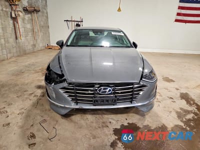 Piąte zdjęcie samochodu w środku: 2021 HYUNDAI SONATA SE VIN:5NPEG4JA4MH067452 - miniatura