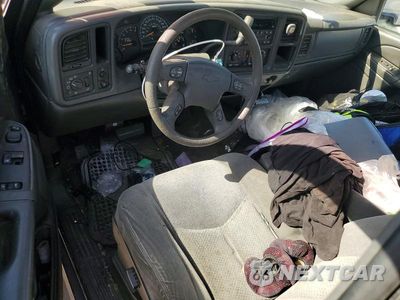Zdjęcie 8 z 12 samochodu: 2005 CHEVROLET SILVERADO C1500 VIN:1GCEC14T95Z113049 - miniatura