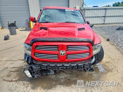 Piąte zdjęcie samochodu w środku: 2016 RAM 1500 SPORT VIN:1C6RR7MT0GS192391 - miniatura