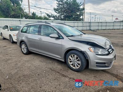 Czwarte zdjęcie samochodu z boku: 2015 VOLKSWAGEN GOLF SPORTWAGEN S VIN:3VWA17AU5FM509631 - miniatura