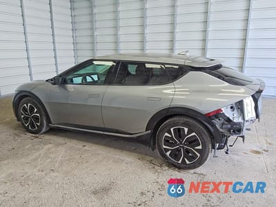 Drugie zdjęcie samochodu z przodu: 2023 KIA EV6 WIND VIN:KNDC34LA7P5604643 - miniatura