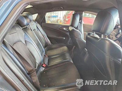 Zdjęcie 10 z 13 samochodu: 2015 CHRYSLER 200 S VIN:1C3CCCBB7FN704944 - miniatura