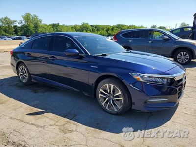 Czwarte zdjęcie samochodu z boku: 2018 HONDA ACCORD HYBRID VIN:1HGCV3F13JA004203 - miniatura