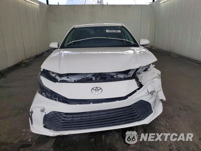 Piąte zdjęcie samochodu w środku: 2025 TOYOTA CAMRY LE VIN:4T1DAACKXSU196313 - miniatura