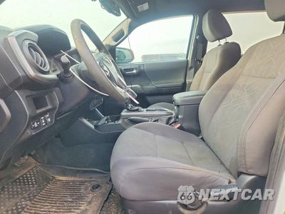 Zdjęcie 7 z 12 samochodu: 2017 TOYOTA TACOMA TRD SPORT VIN:3TMDZ5BN4HM021293 - miniatura