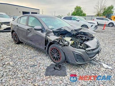 Czwarte zdjęcie samochodu z boku: 2011 MAZDA 3 I VIN:JM1BL1VF2B1375680 - miniatura