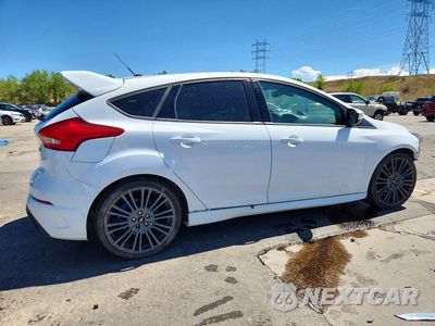 Trzecie zdjęcie samochodu z tyłu: 2016 FORD FOCUS RS VIN:WF0DP3TH5G4115497 - miniatura