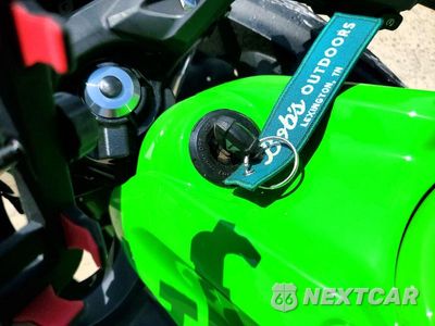 Zdjęcie 8 z 10 samochodu: 2026 KAWASAKI EX650 P VIN:ML5EXEP10TDAH0262 - miniatura
