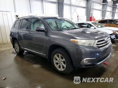 Czwarte zdjęcie samochodu z boku: 2012 TOYOTA HIGHLANDER BASE VIN:5TDBK3EH4CS117925 - miniatura