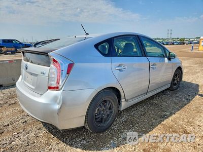 Trzecie zdjęcie samochodu z tyłu: 2014 TOYOTA PRIUS TWO VIN:JTDKN3DU7E0365758 - miniatura