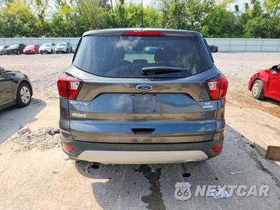 Zdjęcie 6 z 12 samochodu: 2019 FORD ESCAPE SE VIN:1FMCU0GD7KUA13426 - miniatura