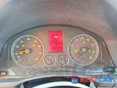 Zdjęcie 9 z 12 samochodu: 2005 VOLKSWAGEN NEW JETTA 2.5 VIN:3VWRF71K45M620673 - miniatura
