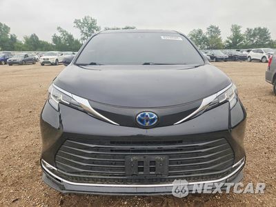 Piąte zdjęcie samochodu w środku: 2022 TOYOTA SIENNA XLE VIN:5TDYSKFC7NS061666 - miniatura