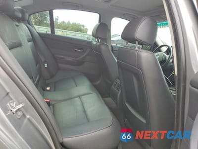 Zdjęcie 10 z 12 samochodu: 2010 BMW 328 XI VIN:WBAPK7C51AA457899 - miniatura