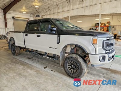 Czwarte zdjęcie samochodu z boku: 2020 FORD F250 SUPER DUTY VIN:1FT7W2BT1LED55847 - miniatura