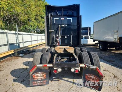 Zdjęcie 6 z 14 samochodu: 2019 PETERBILT 579 SEMI TRUCK VIN:1XPBDP9X8KD274921 - miniatura