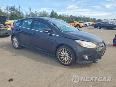 Czwarte zdjęcie samochodu z boku: 2012 FORD FOCUS SEL VIN:1FAHP3M26CL281838 - miniatura