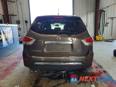 Zdjęcie 6 z 13 samochodu: 2016 NISSAN PATHFINDER SV VIN:5N1AR2MM3GC669127 - miniatura