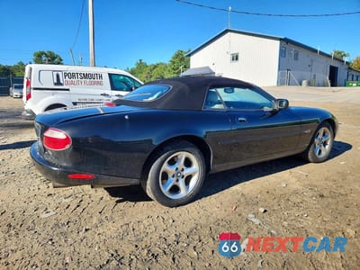 Trzecie zdjęcie samochodu z tyłu: 2002 JAGUAR XK8 VIN:SAJDA42C42NA25782 - miniatura