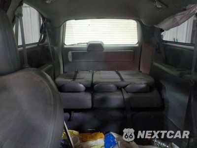 Zdjęcie 10 z 13 samochodu: 2005 CHRYSLER TOWN & COUNTRY LIMITED VIN:2C8GP64L55R309041 - miniatura