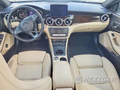 Zdjęcie 8 z 12 samochodu: 2019 MERCEDES-BENZ CLA 250 VIN:WDDSJ4EB4KN714720 - miniatura