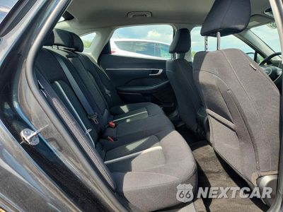 Zdjęcie 10 z 13 samochodu: 2025 HYUNDAI SONATA SEL VIN:KMHL64JA1SA488703 - miniatura