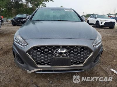 Piąte zdjęcie samochodu w środku: 2019 HYUNDAI SONATA SPORT VIN:5NPE34AF4KH739983 - miniatura