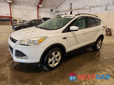 2015 FORD ESCAPE SE 1FMCU9GX0FUA20805 - główne zdjęcie licytacji z USA - miniatura