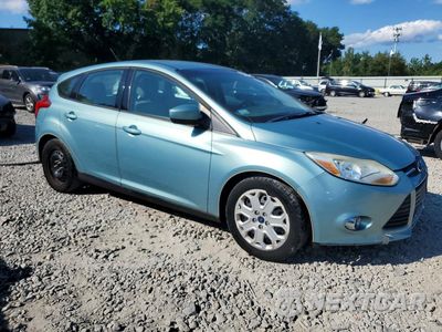 Czwarte zdjęcie samochodu z boku: 2012 FORD FOCUS SE VIN:1FAHP3K2XCL351585 - miniatura