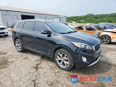 Czwarte zdjęcie samochodu z boku: 2018 KIA SORENTO SX V6 VIN:5XYPKDA57JG406511 - miniatura