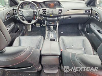 Zdjęcie 8 z 13 samochodu: 2017 HONDA ACCORD SPORT SPECIAL EDITION VIN:1HGCR2F1XHA018964 - miniatura