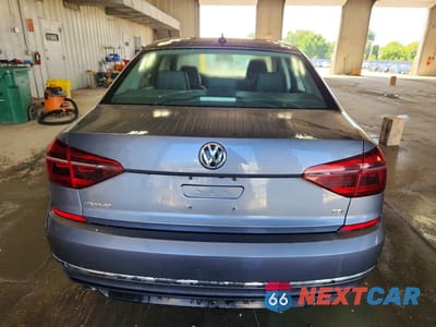 Zdjęcie 6 z 12 samochodu: 2018 VOLKSWAGEN PASSAT S VIN:1VWAA7A34JC029999 - miniatura