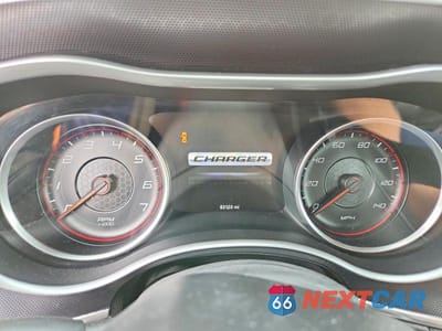 Zdjęcie 9 z 13 samochodu: 2015 DODGE CHARGER SXT VIN:2C3CDXHG1FH840079 - miniatura