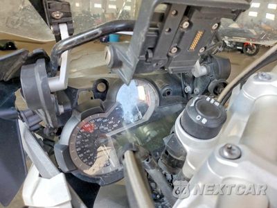 Zdjęcie 7 z 10 samochodu: 2016 BMW R1200 GS VIN:WB10A1109GZ670795 - miniatura