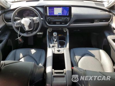 Zdjęcie 8 z 13 samochodu: 2025 TOYOTA GRAND HIGHLANDER PLATINUM VIN:5TDAAAB53SS087599 - miniatura