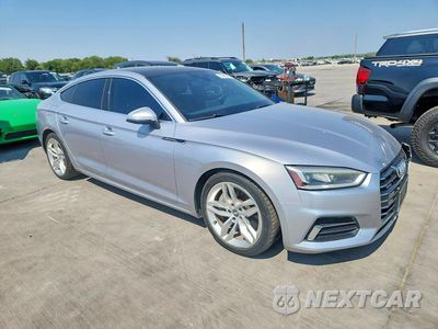 Czwarte zdjęcie samochodu z boku: 2019 AUDI A5 PREMIUM VIN:WAUANCF52KA054453 - miniatura