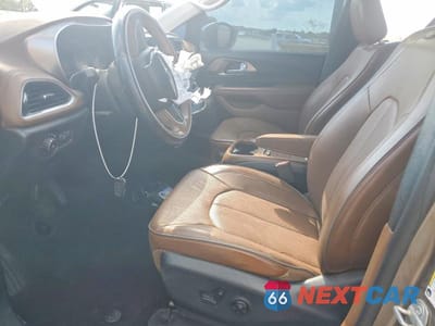 Zdjęcie 7 z 13 samochodu: 2017 CHRYSLER PACIFICA LIMITED VIN:2C4RC1GG7HR770608 - miniatura
