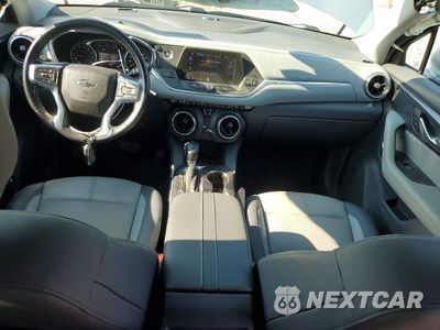 Zdjęcie 8 z 13 samochodu: 2022 CHEVROLET BLAZER 3LT VIN:3GNKBJRS6NS152577 - miniatura