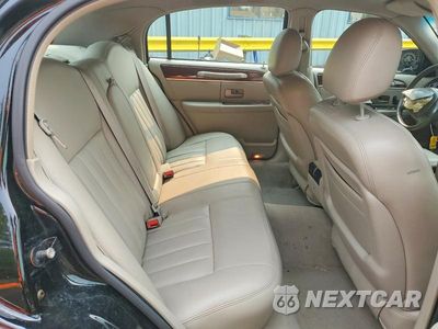 Zdjęcie 10 z 12 samochodu: 2003 LINCOLN TOWN CAR EXECUTIVE VIN:1LNHM81W73Y658439 - miniatura